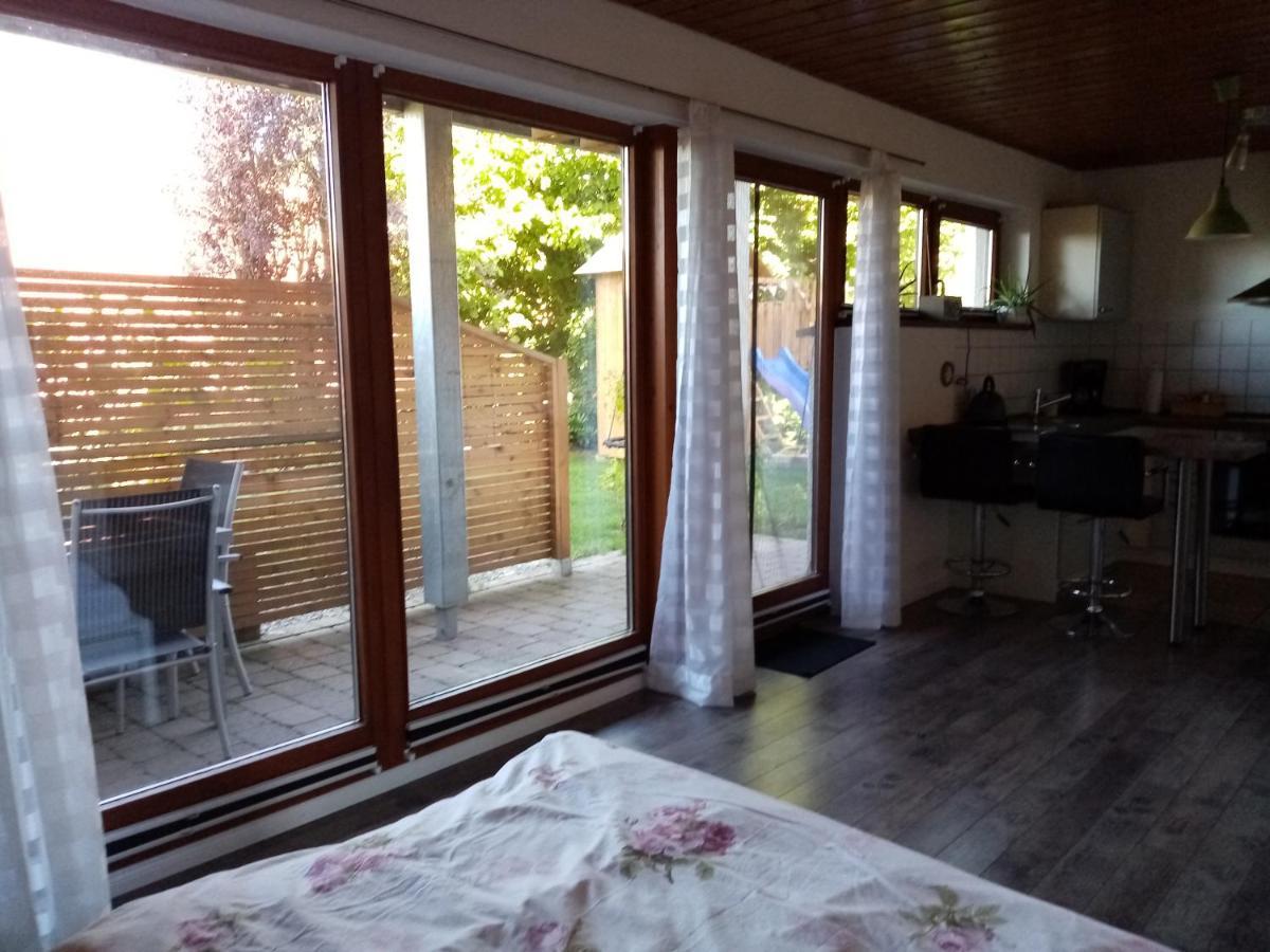 Schoene Einzimmer Wohnung Zwischen Bodensee Und Allgaeu Neukirch  Exterior photo
