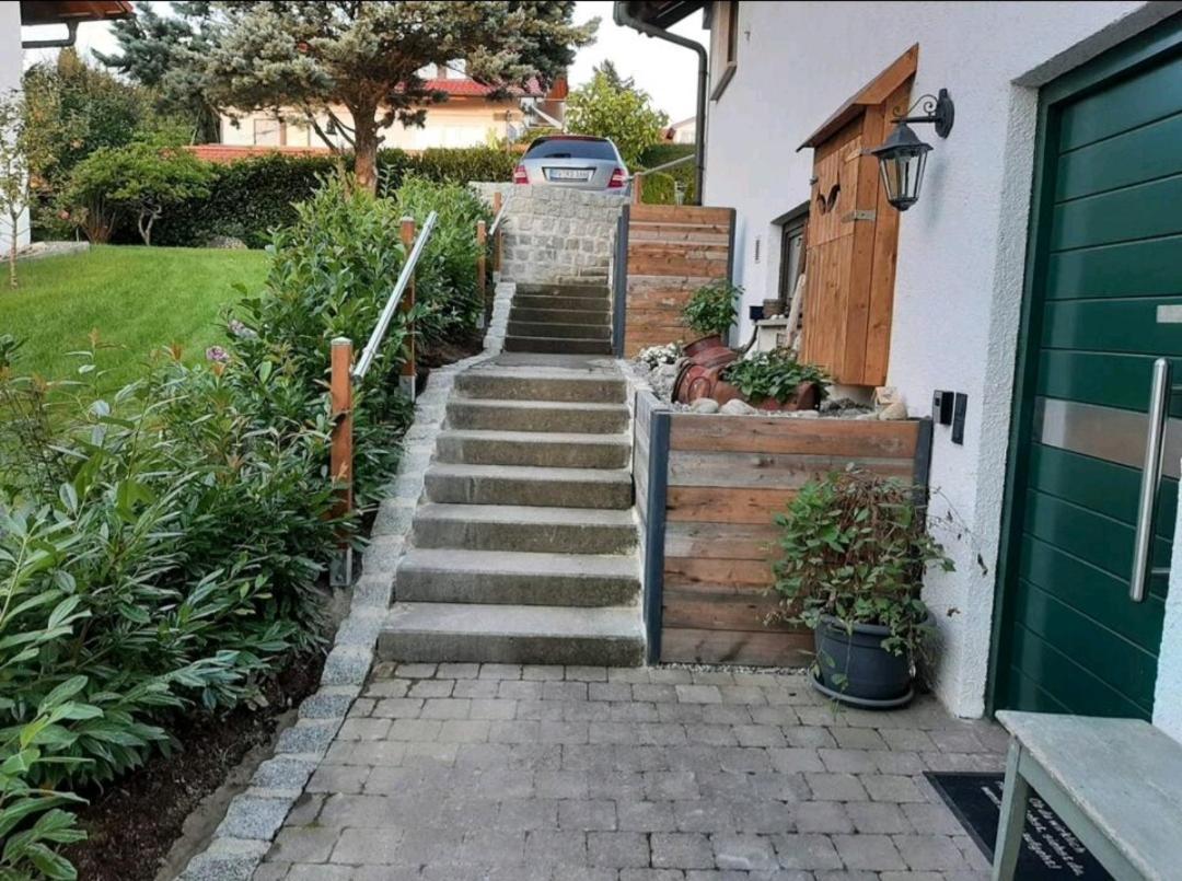 Schoene Einzimmer Wohnung Zwischen Bodensee Und Allgaeu Neukirch  Exterior photo